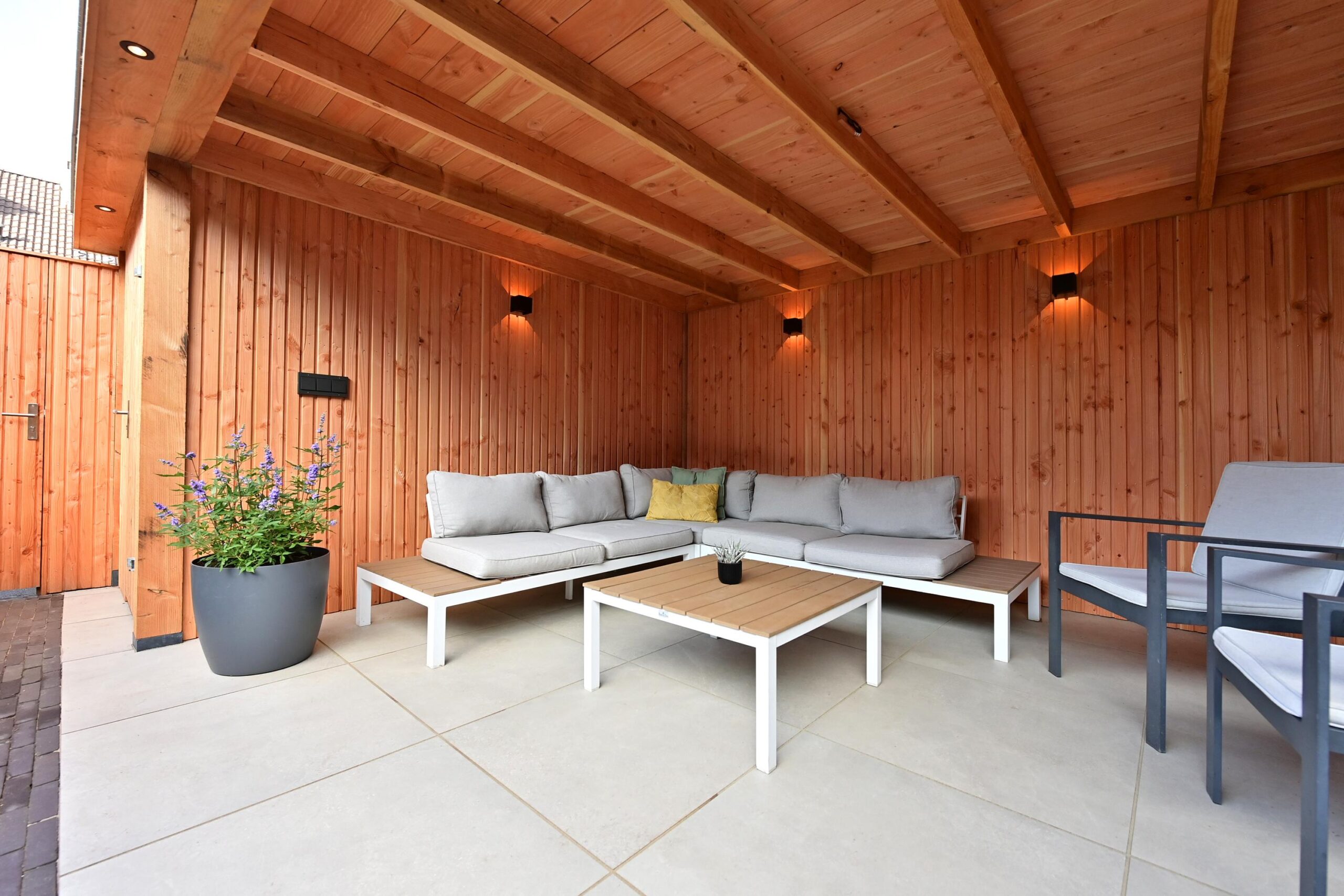 Tussenwoning te koop: Kruin 4, Huizen